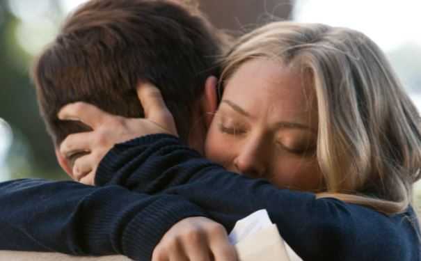 女友吵架想要挽回  看好这几点