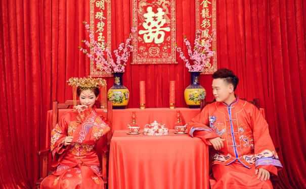 婚嫁择吉日是民间习俗 也要讲究事事相合