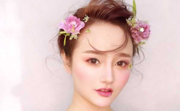 择吉日嫁女的三个主要步骤